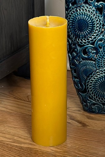 Handmade 100 pure beeswax - 100%,