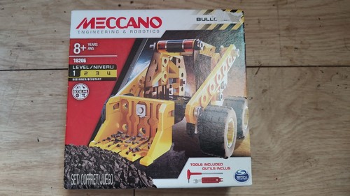 Meccano engineering robotics - meccano,