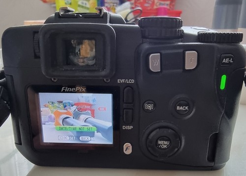 Fujifilm finepix series - s,