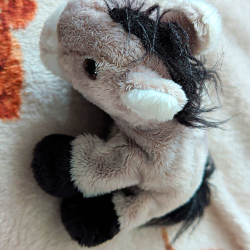 Fernhill stable plush - fernhill,