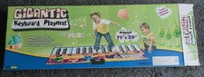 Gigantic Keyboard Playmat. In Good Condition 4 Modes 8 Musical Instruments Boxed