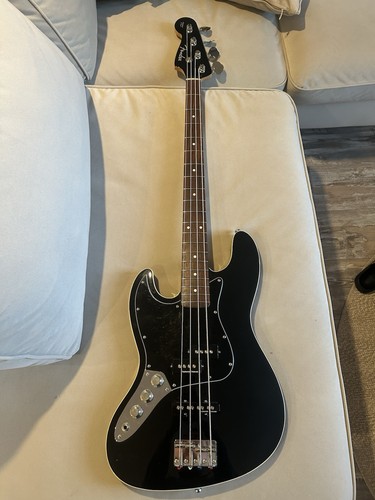 Left handed fender aerodyne - handed,