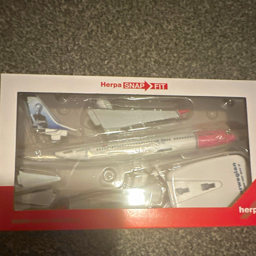 Herpa norwegian boeing 737 - herpa,