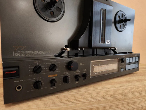 Akai r2r tape recorder - akai,