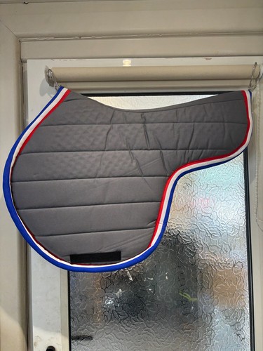 Poly pads jump - jump, shaped