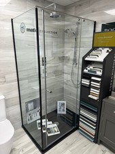 Matki One 1200 x 800 Pivot Door, Side Panel & Tray Black/Chrome