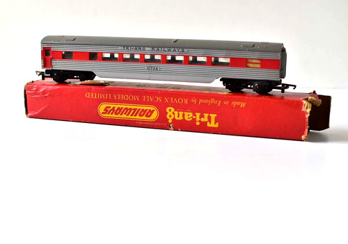 Tri ang railways model railway - railways,