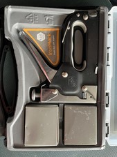 Manual Staple Gun With Staples
