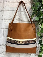 👜RADLEY Tan/Toffee Grain