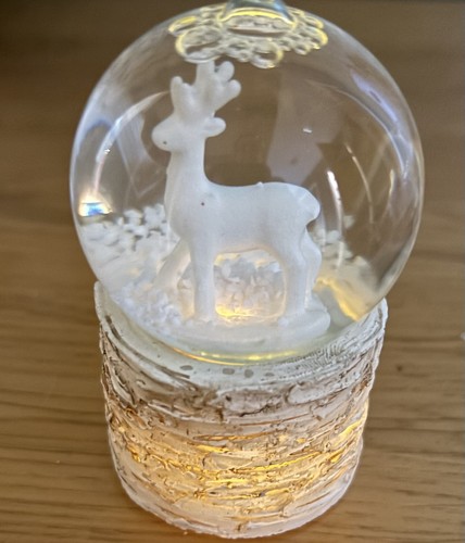 Small light reindeer - light, snow