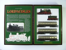 Hornby R795 GWR Lord of the Isles 4-2-2 + 3 Coach Set, OO Gauge - Boxed