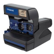 Vintage polaroid blue pulse