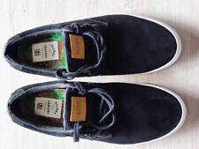 Globe Willow Skate Shoes / trainers  size 7 - hard to find