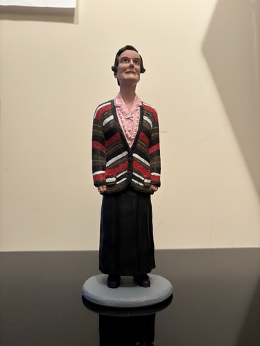 Mrs creswell resin hand - resin,