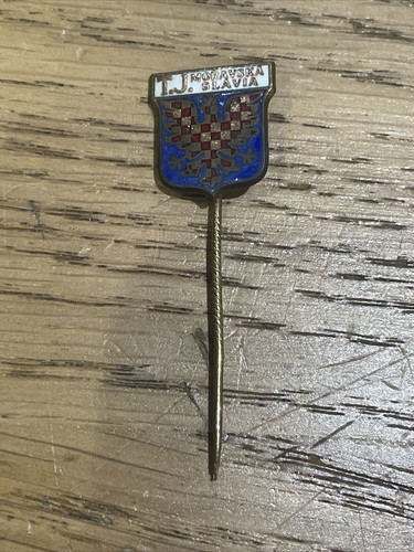 Pin badge football vintage - pin,