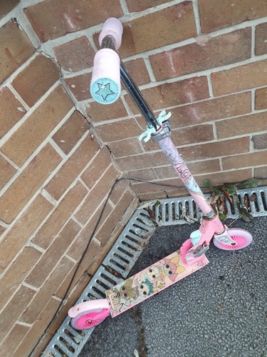 Lol surprise push scooter - lol,