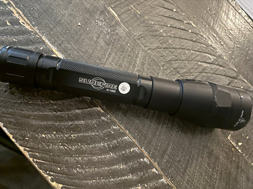 Surefire lawman flashlight - r1,