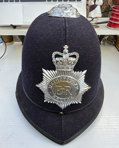 Vintage met police custodian - met,