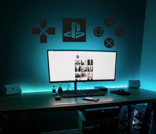 Playstation wood wall - wall, sign