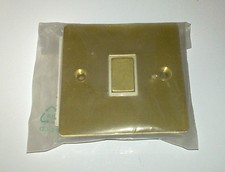 Volex Victorian Flat Plate Single Lightswitch 2 Way 10AX  - Brushed Brass