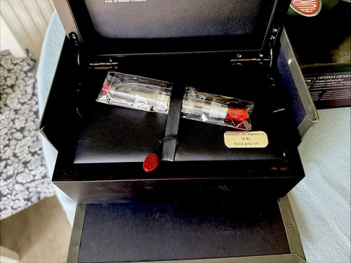 Aurora optima red demonstrator - aurora,