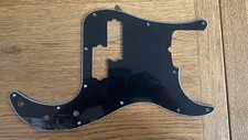 Musiclily 5-String P Bass Pickguard 3-ply Black (Fits Fender USA Precision Bass)