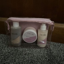 Lacura Hair & Body Care Gift