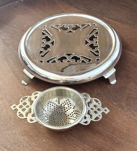 Vintage silver plated teapot - silver,