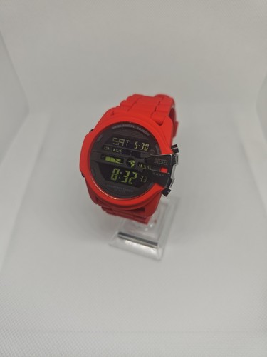 Diesel red digital - red,
