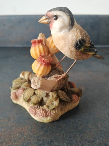 Arden sculptures goldfinch - arden, on