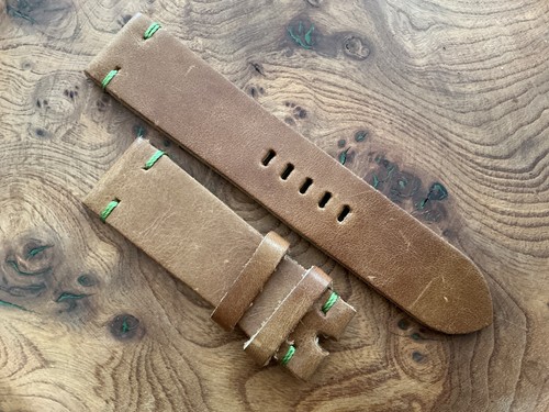 24/22mm distressed tan leather