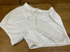 Vintage 1980s Falcon