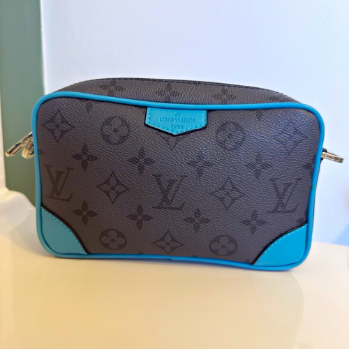 Genuine louis vuitton zipped - genuine,