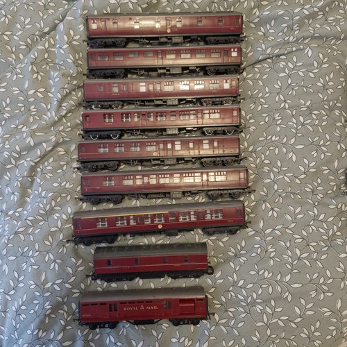 Burgundy model railway - 9,