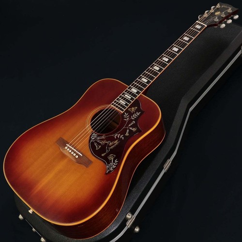 Gibson hummingbird custom - gibson,
