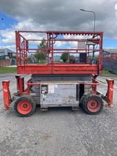 Skyjack 6832 Scissor Lift
