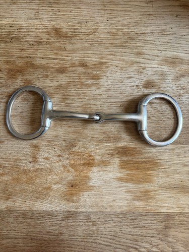 Eggbutt snaffle - eggbutt,