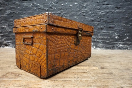 Antique tin steamer trunk with - antique,