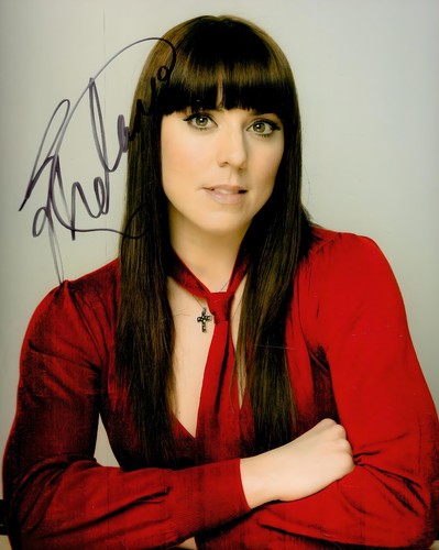 Melanie chisholm signed - melanie,