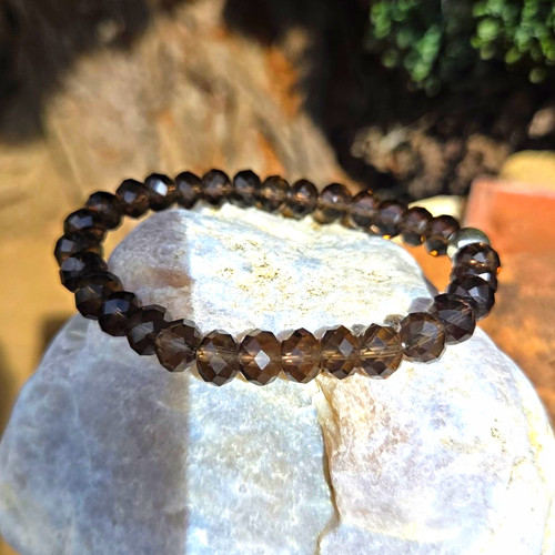 Faceted brown 8 mm smoky - a+,