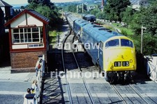 832 Warship Diesel Locomotive