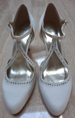 Next cherished ivory wedding - 'cherished',