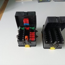 Citroen XM Small Fuse Box in engine bay under bonnet