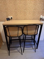 Breakfast Bar Table And Dusk Boucle Bar Stools