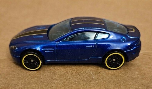 Aston martin vantage hot - aston,