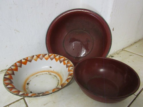 Enamel wash bowl - 3x,