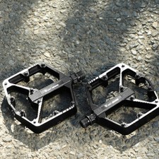 Bicycle Pedals Metal Alloy Flat Platform 9/16" Inch 14mm for Road Mountain Bike