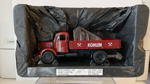 Minichamps 1950 mercedes l3500 - mercedes,
