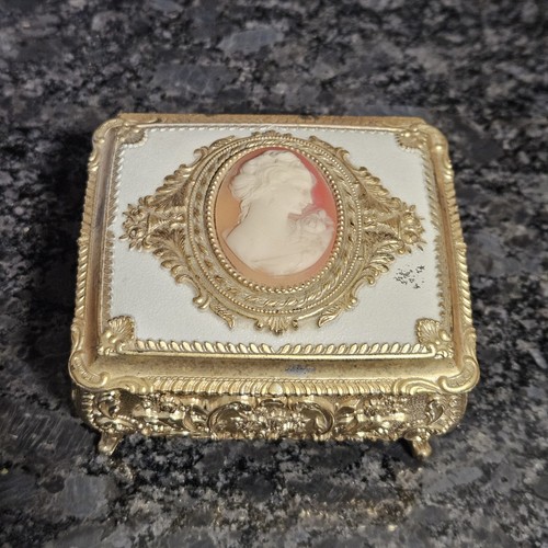 Vintage victorian style gold - style,