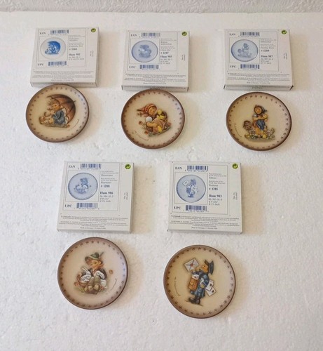 Five hummel small wall - m.j.,